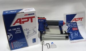 مسمار براد F32 قياس 18 من APT ستابل، مقاس 3 سم، أحمر/أسود


